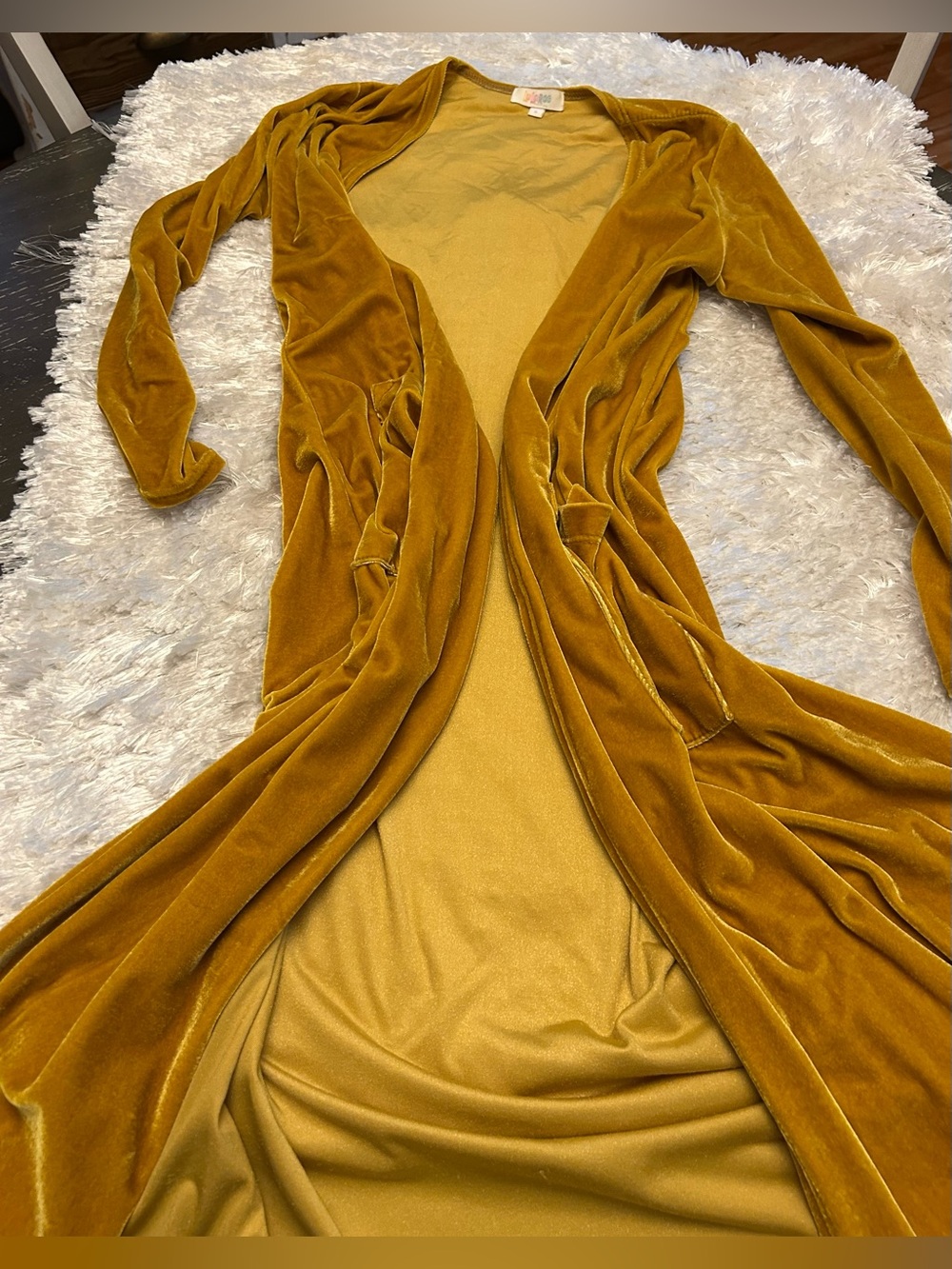 The ever popular velour/velvet Lularoe Sarah in gold color.  Size Small.